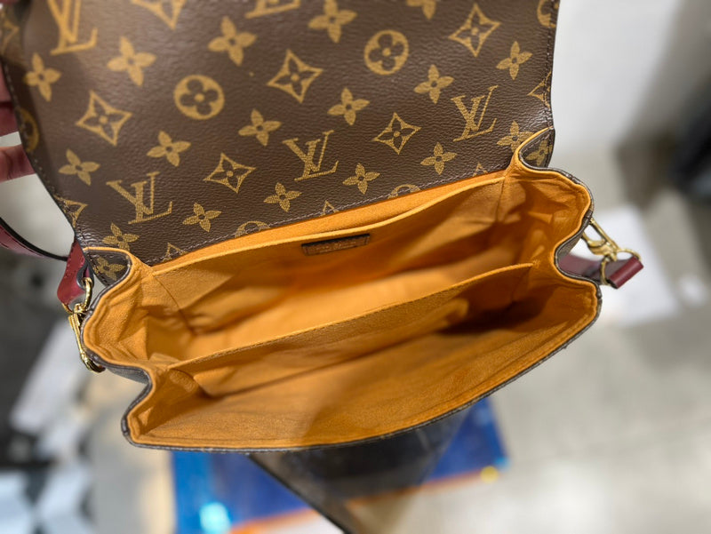 COZY - LV Bags - 1155
