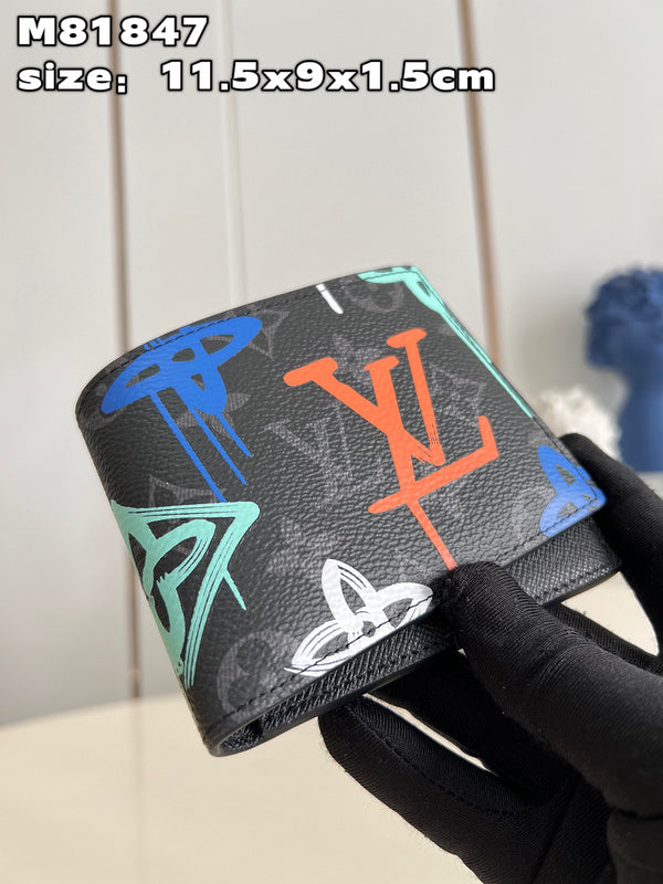 COZY - LOV Wallets - 377