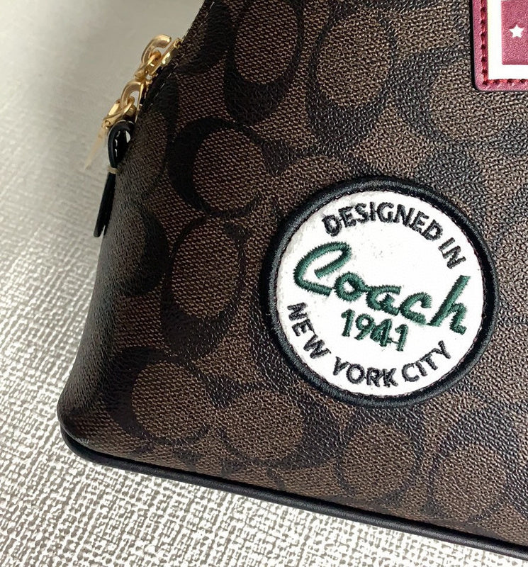 COZY - CAH Bags - 226