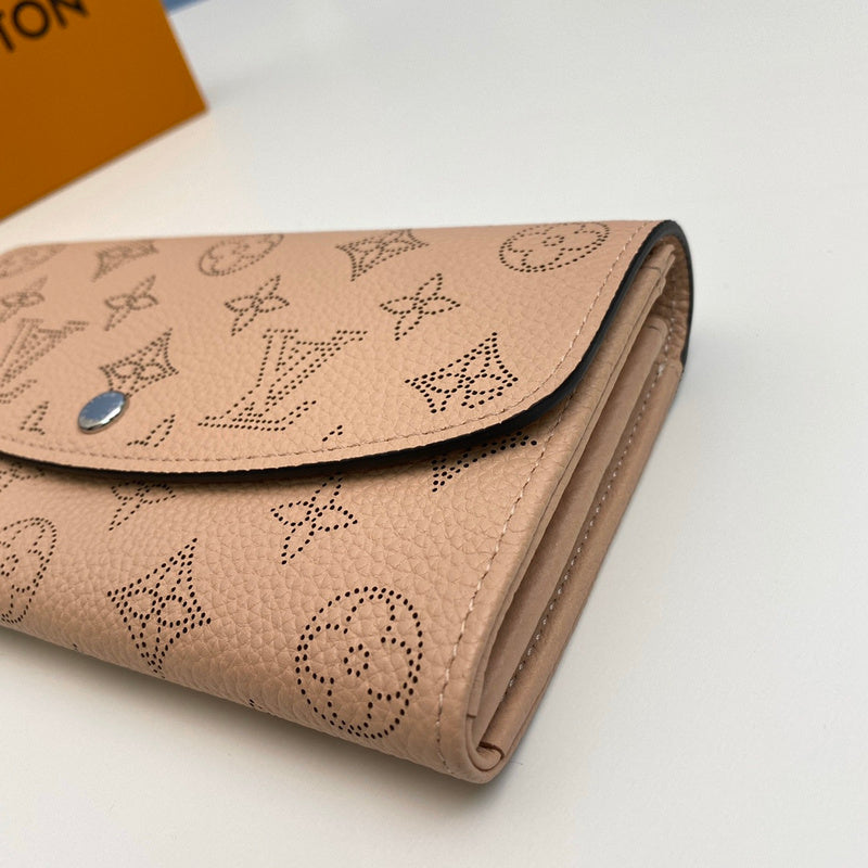 COZY - LOV Wallets - 517