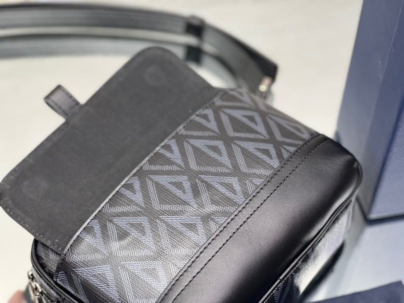 COZY BAGS - DOR Men Bags - 041