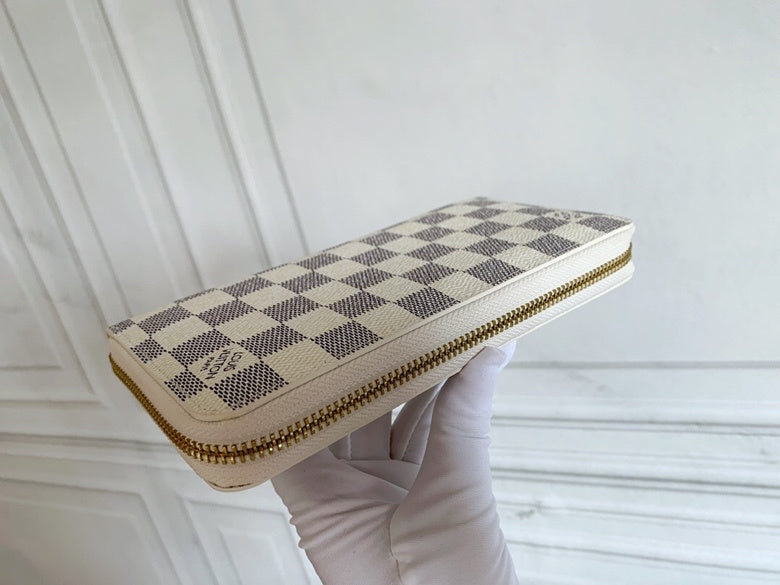 COZY BAGS - LOV Wallets - 706