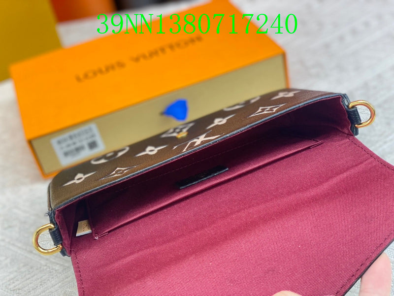 COZY BAGS - LOV Wallet - 216