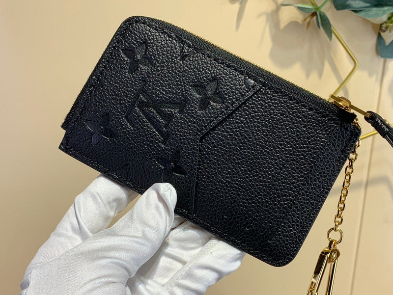 COZY - LOV Wallets - 240