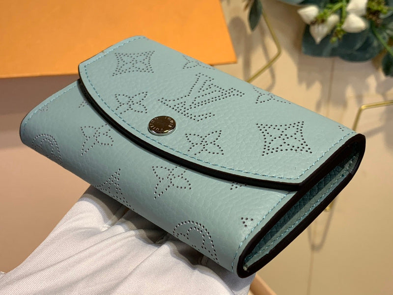 COZY - LOV Wallets - 376