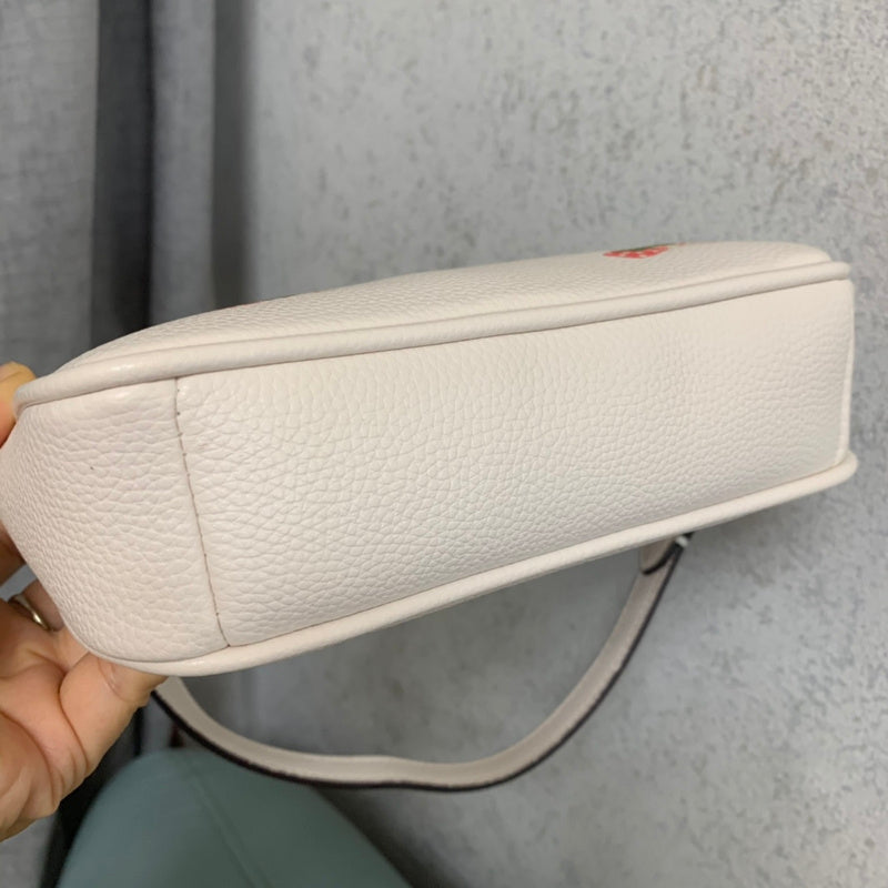 COZY - CAH Bags - 383