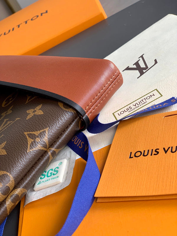 COZY - LOV Wallets - 313