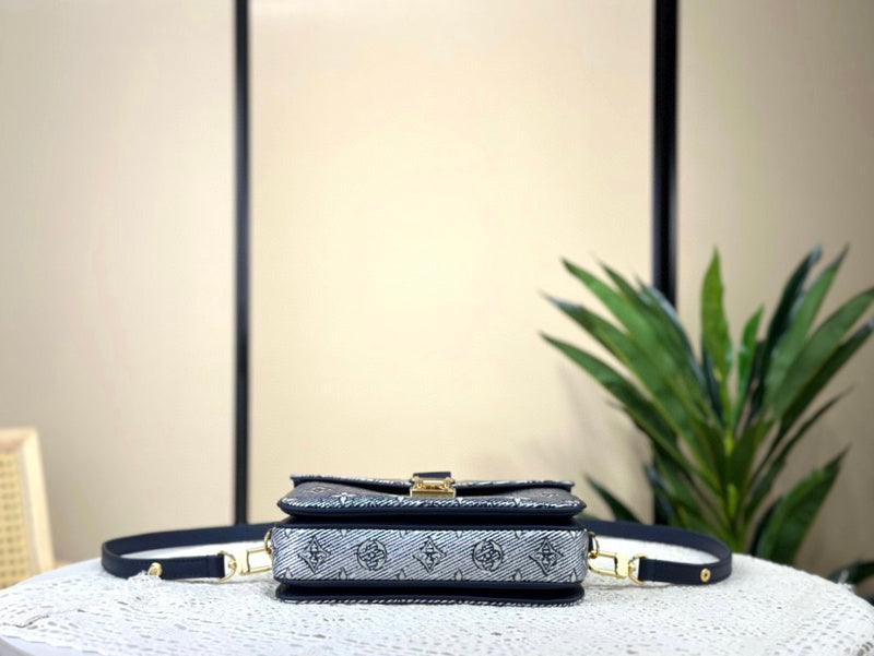 JB - LOV Lady Bags - 030