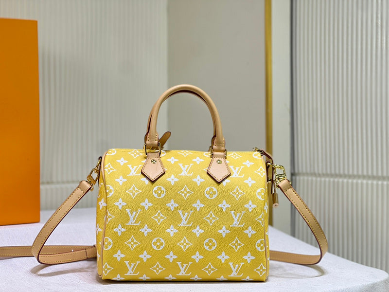COZY BAGS - GUKI Women Bags - 1400