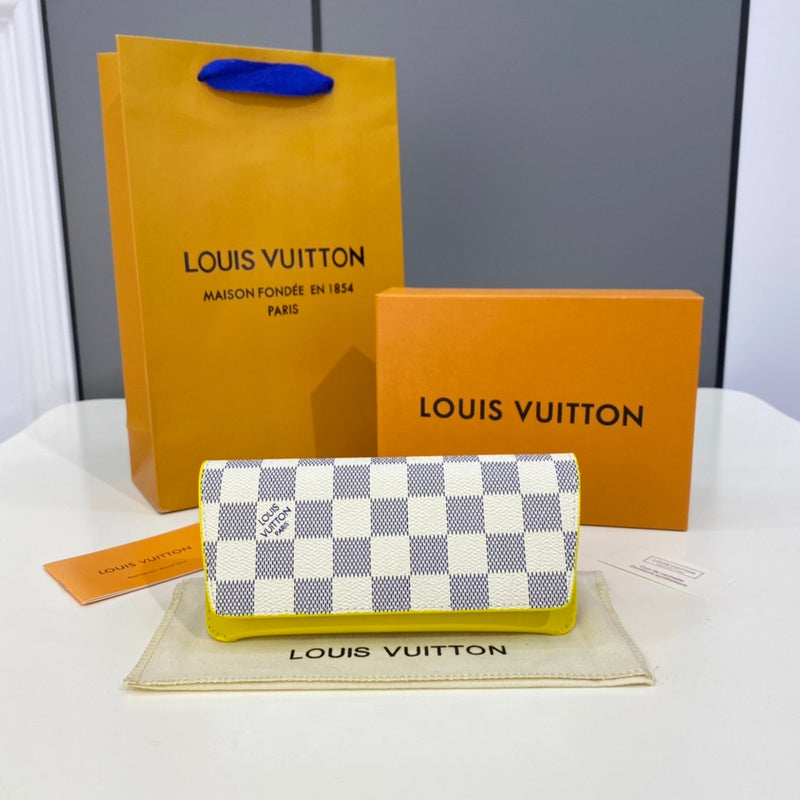 COZY BAGS - LOV Wallets - 605