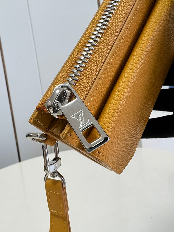 COZY - LOV Wallets - 409