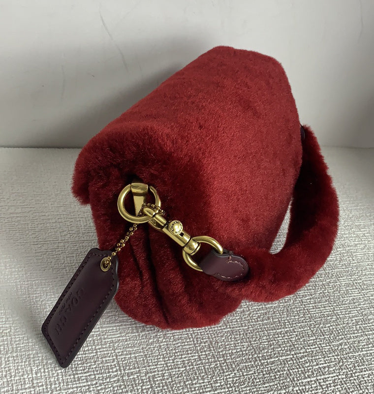 COZY - CAH Bags - 547