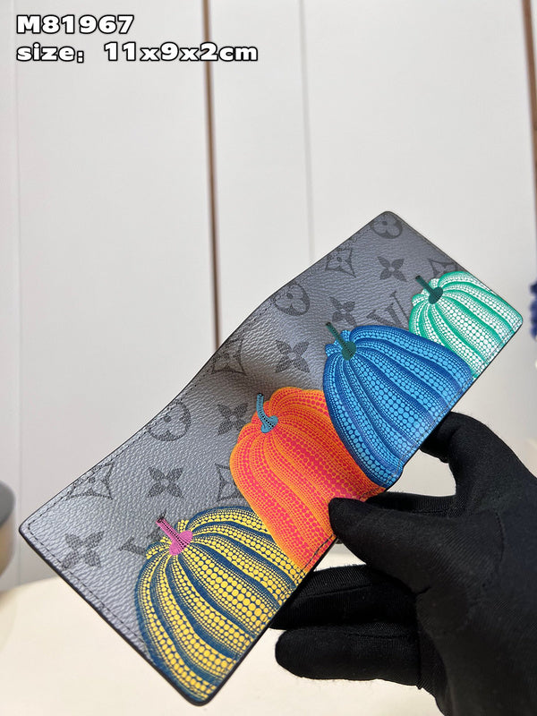 COZY - LOV Wallets - 186