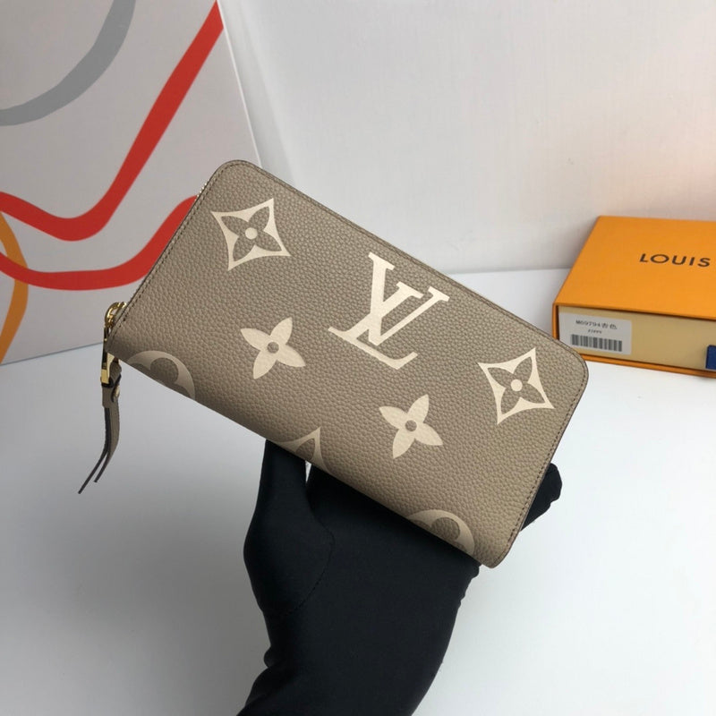 COZY - LOV Wallets - 085