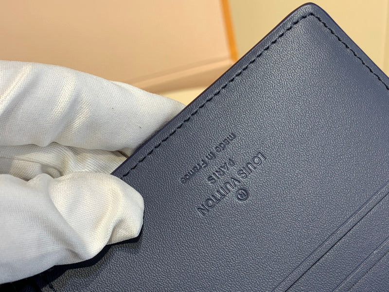 COZY - LOV Wallets - 245