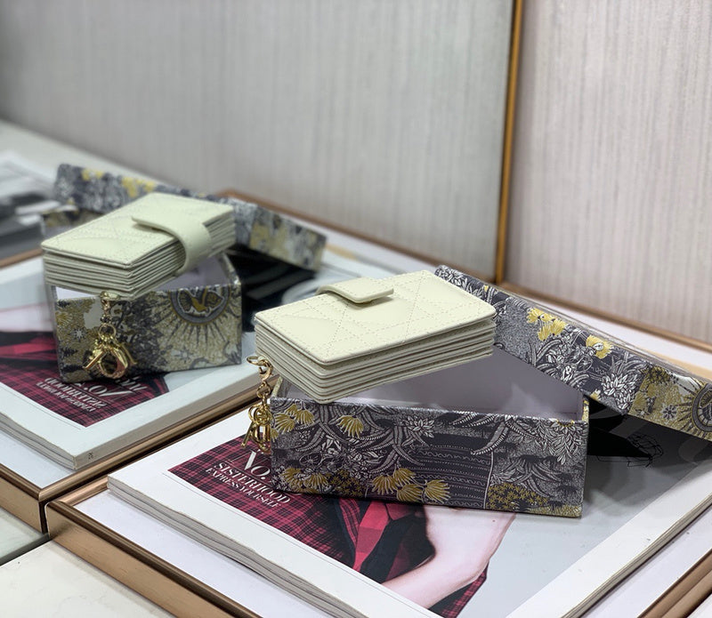 JB - DOR Wallets - 068