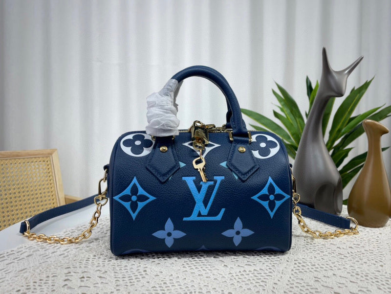 JB - LOV Travel Bags - 032