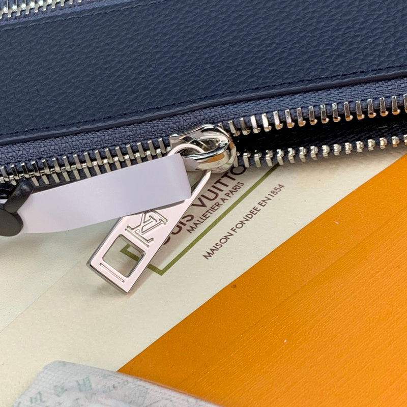COZY - LOV Wallets - 210