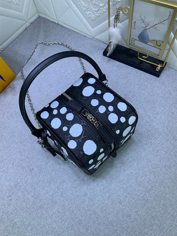 COZY BAGS - GUKI Women Bags - 1528