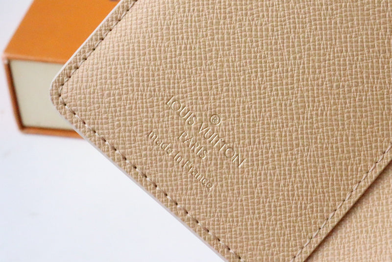 COZY - LOV Wallets - 484