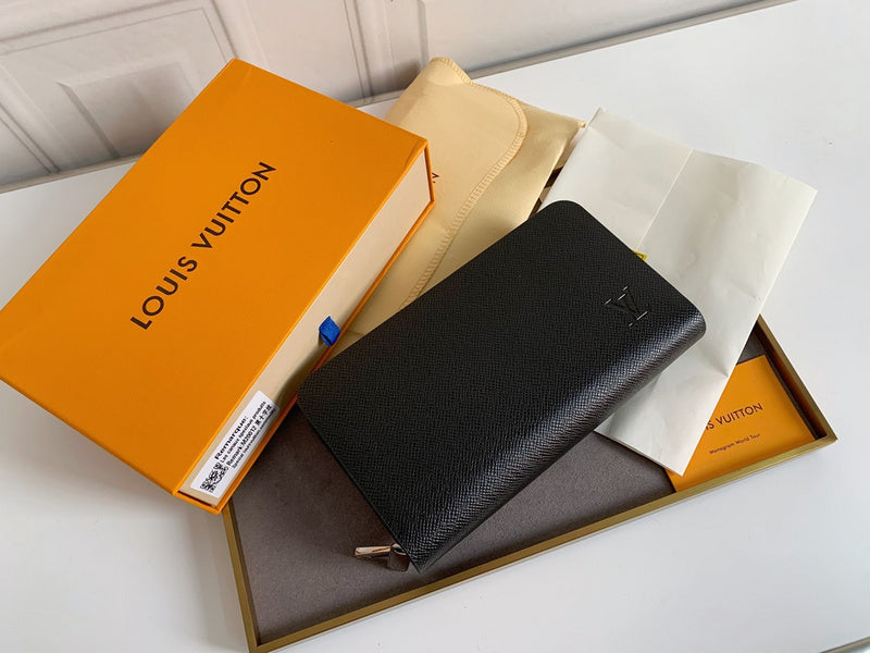 COZY BAGS - LOV Wallets - 685