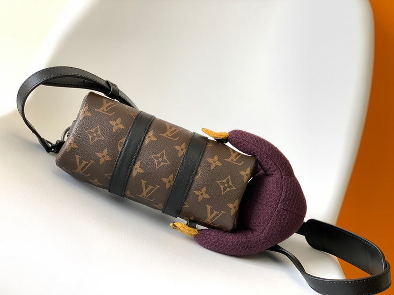 JB - LOV Travel Bags - 172