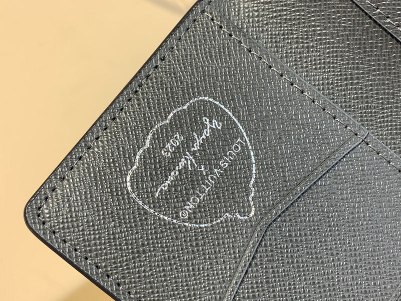 COZY - LOV Wallets - 211
