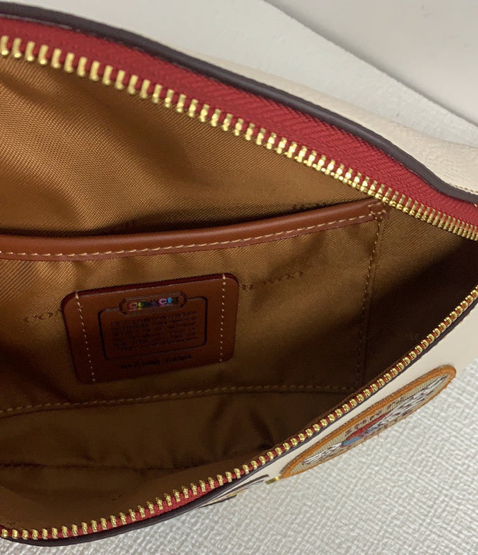COZY - CAH Bags - 457