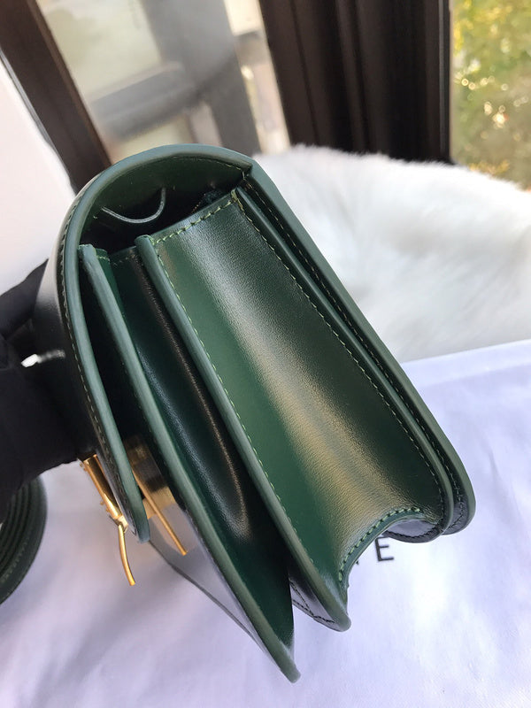 COZY - COL Bags - 587