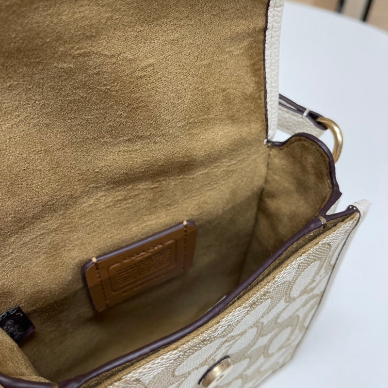 COZY - CAH Bags - 196