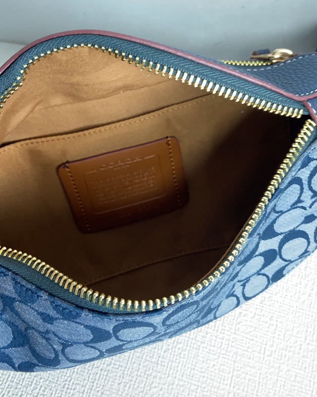 COZY - CAH Bags - 317