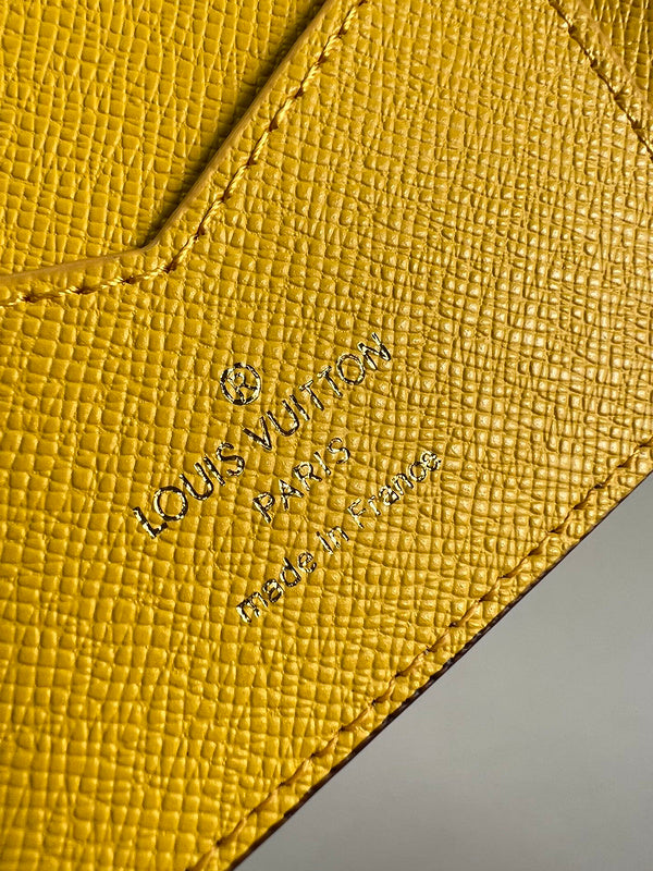 COZY - LOV Wallets - 436