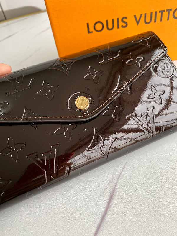COZY BAGS - LOV Wallets - 710