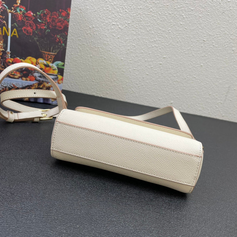 COZY - DAG Bags - 108