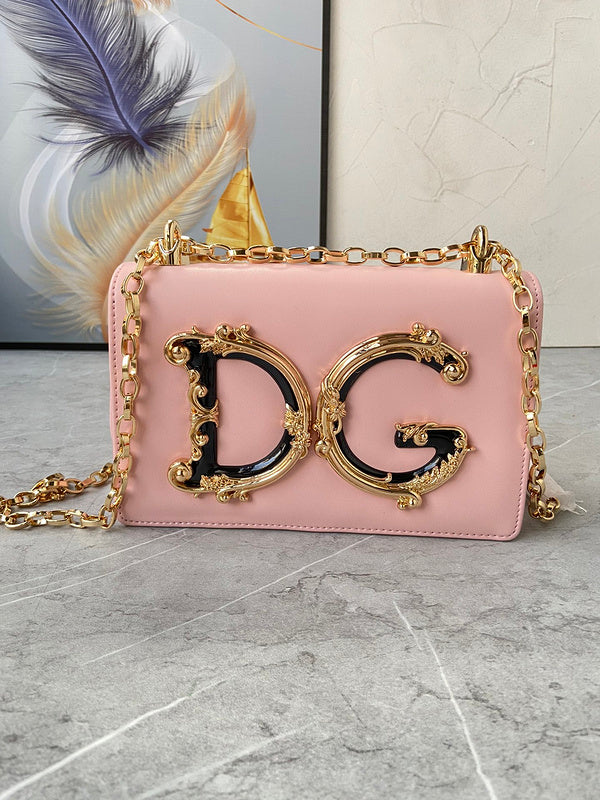 COZY - DAG Bags - 243