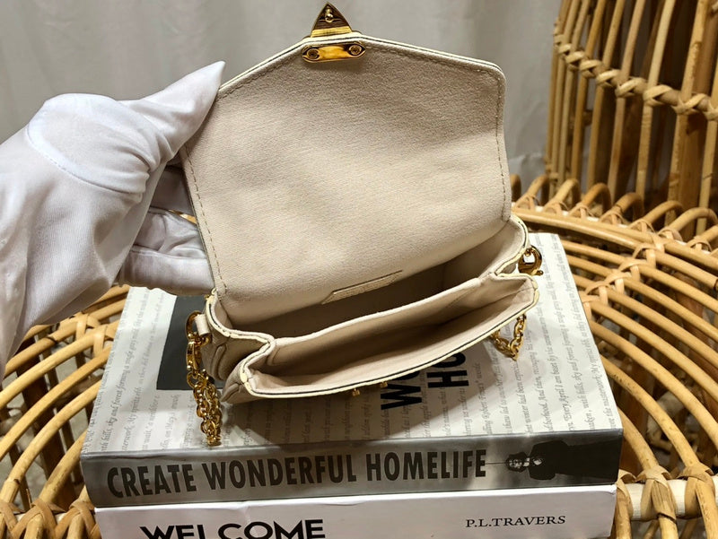 JB - LOV Lady Bags - 526