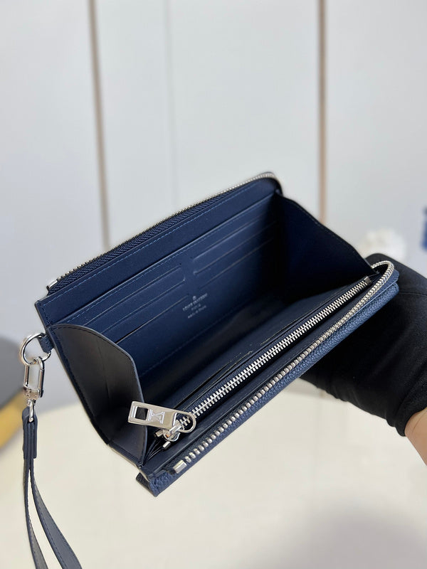 COZY - LOV Wallets - 412