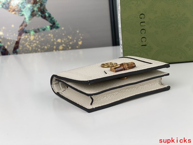 COZY BAGS - Mix Wallets - 526
