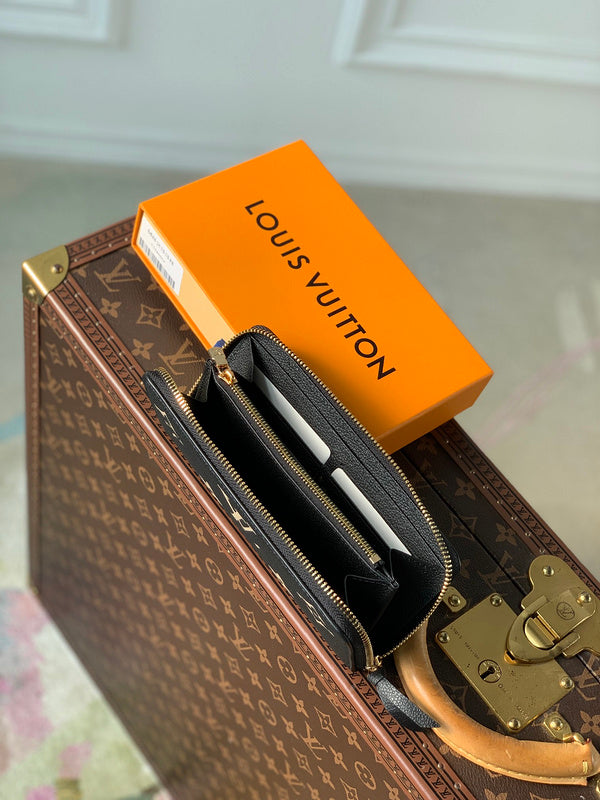 COZY - LOV Wallets - 140