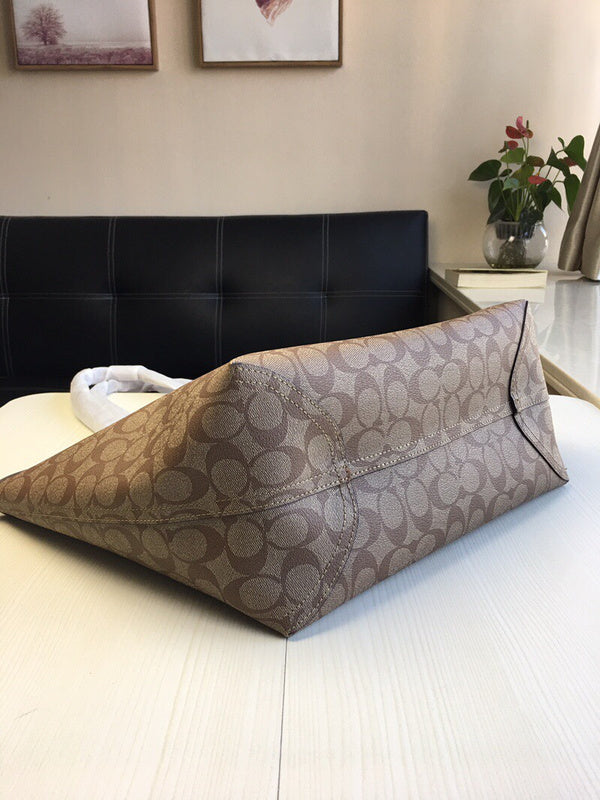 COZY - CAH Bags - 480