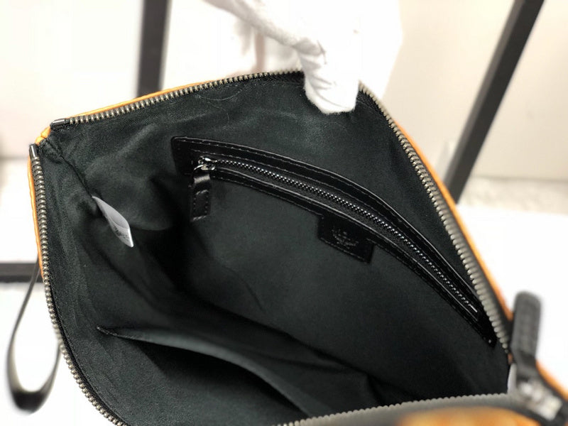 JB - MQM Wallets - 033