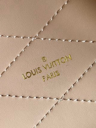 COZY - LV Bags - 1971