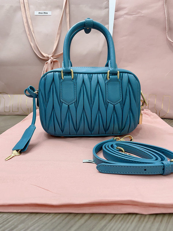 COZY BAGS - MMU Bags - 057