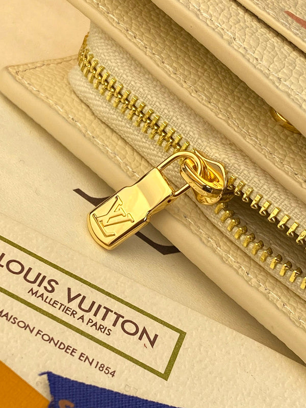 COZY - LOV Wallets - 034