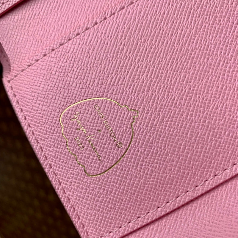 COZY - LOV Wallets - 205