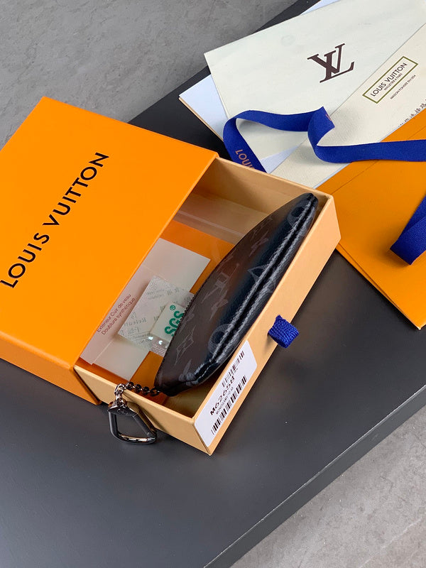 COZY - LOV Wallets - 256