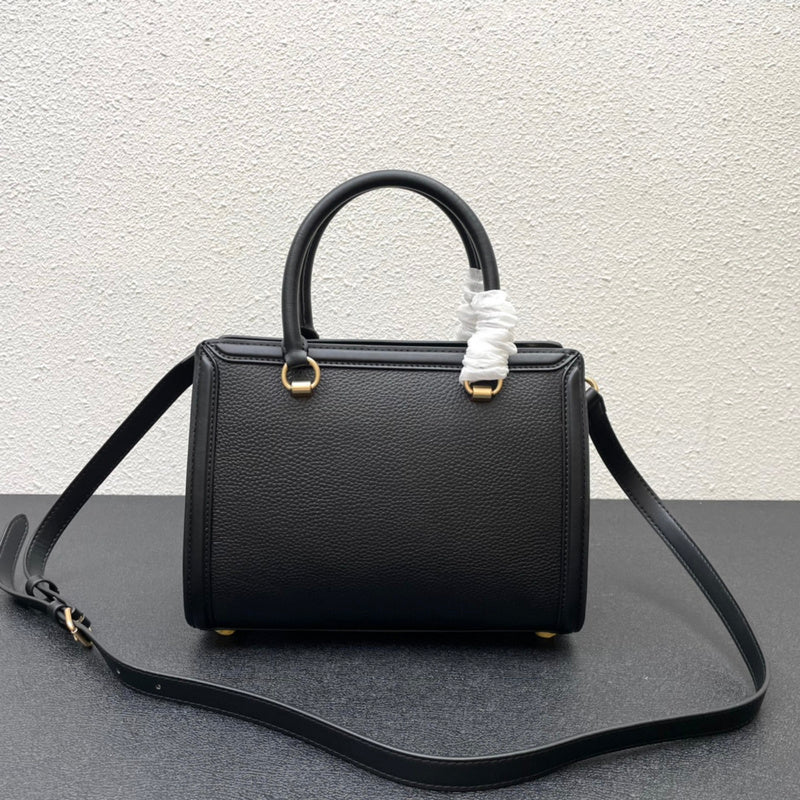 COZY - CAH Bags - 572