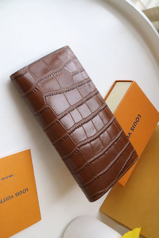COZY - LOV Wallets - 496