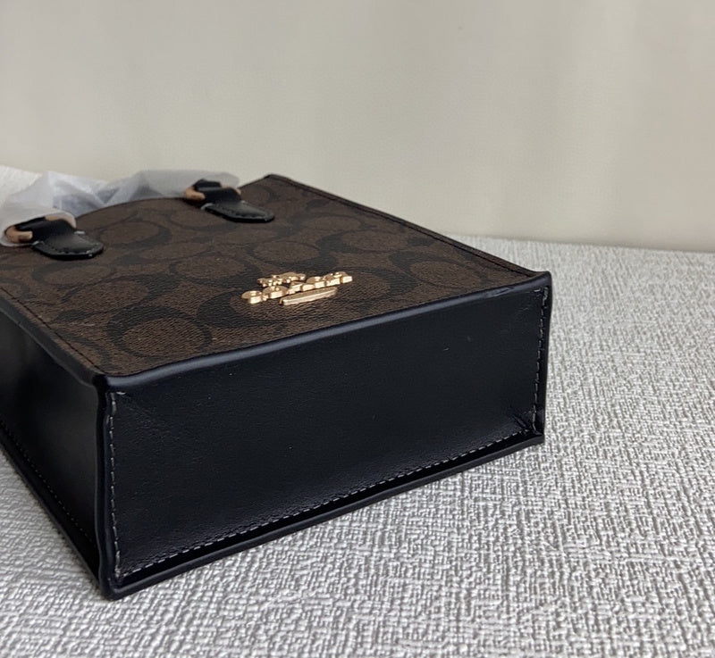 COZY - CAH Bags - 160