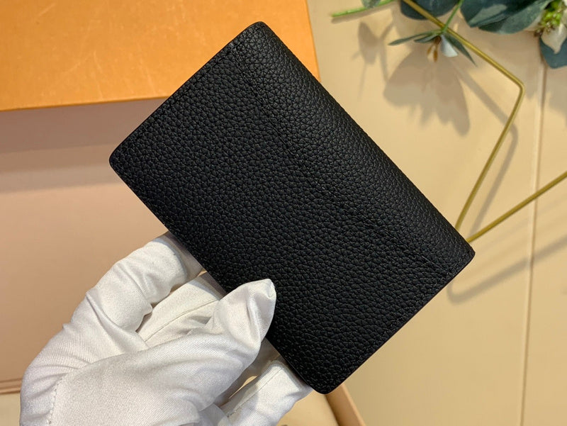 COZY - LOV Wallets - 242